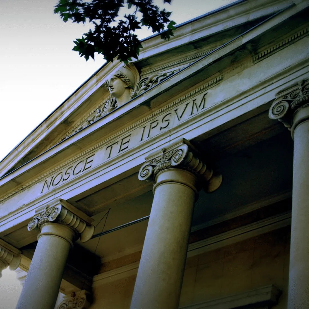 Templu Gnostic - Cunoaște-te pe Tine Însuți